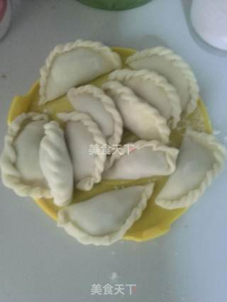 花边饺子的做法步骤：8