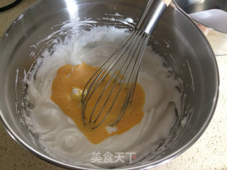 草莓夏洛特的做法步骤：3