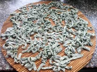 姚氏私房酥炸海菜丝的做法步骤：16