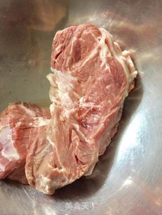 电饭煲酱香牛排的做法步骤：3
