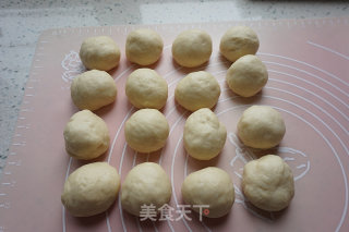 面包超人挤挤排包的做法步骤：7