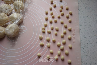 面包超人挤挤排包的做法步骤：8