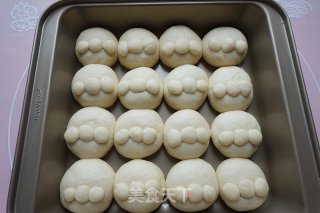 面包超人挤挤排包的做法步骤：12