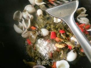 咸菜墨鱼仔的做法步骤：5