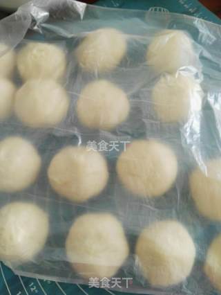 罗宋甜面包的做法步骤：3