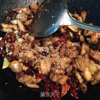 简易辣子鸡的做法步骤：12