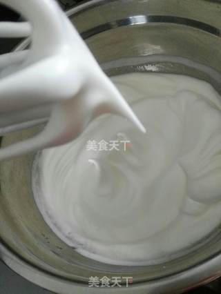 手绘奶油蛋糕卷的做法步骤：5