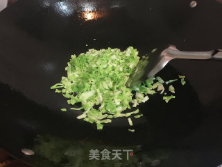 猪油渣酱油炒饭的做法步骤：4