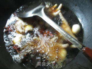 黑木耳鹌鹑蛋凤爪的做法步骤：9