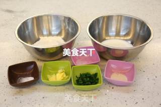 葱香苏打小饼的做法步骤：1