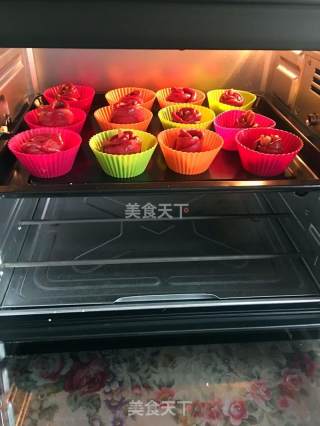 红玫瑰花面包的做法步骤：13