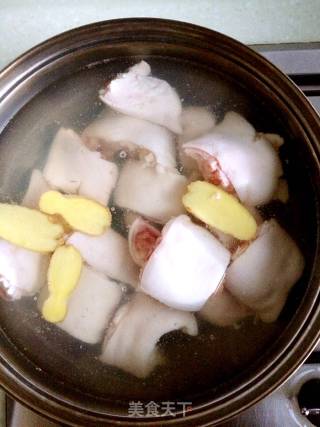 红腰豆炖猪手的做法步骤：4