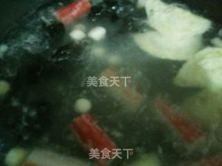 蛋饺海鲜粉丝汤的做法步骤：5