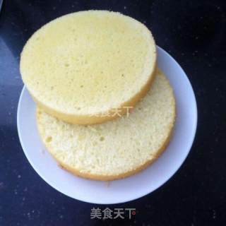 荷花奶油蛋糕的做法步骤：1