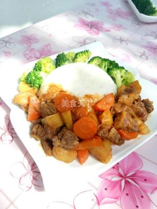 土豆胡萝卜牛肉盖饭的做法步骤：7