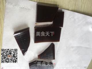 在家做阿胶糕的做法步骤：1
