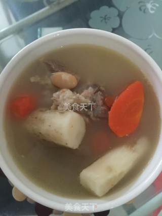 山药红萝卜煲猪骨的做法步骤：5