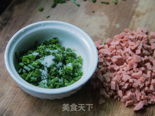 香肠肉松双拼手撕排包的做法步骤：11