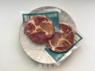 美味烤猪排的做法步骤：1