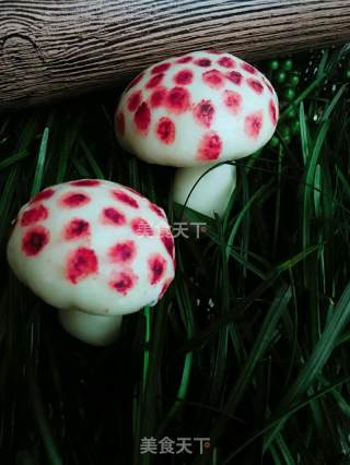 仿真蘑菇包的做法步骤：12