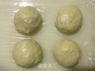 毛毛虫面包的做法步骤：3