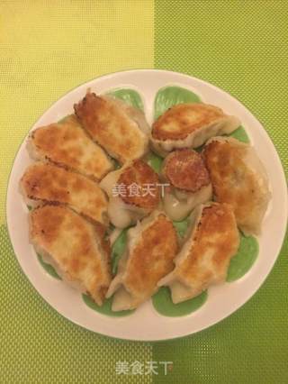 煎饺的做法步骤：6