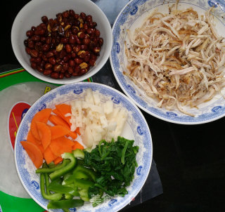 鸡丝春卷的做法步骤：5