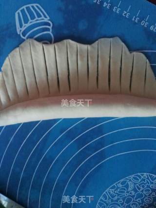毛毛虫面包的做法步骤：10