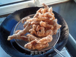 糖醋肉段的做法步骤：4
