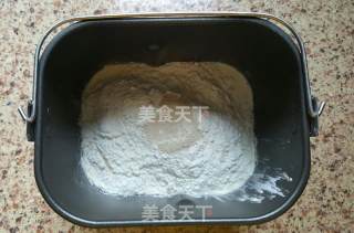 咸味面包的做法步骤：1