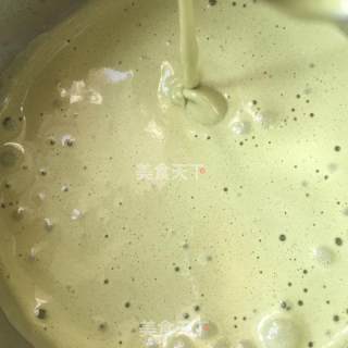 海绵抹茶蛋糕卷的做法步骤：3