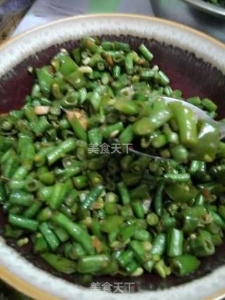 尖椒豆角沫的做法步骤：2