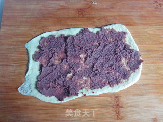 豆沙扭扭面包的做法步骤：7