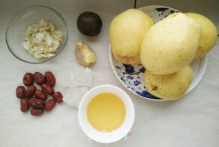【美容暖身 滋阴润肺】秋梨膏的做法步骤：1