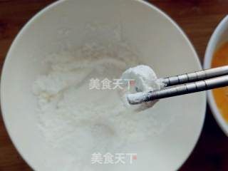 空炸鱿鱼圈的做法步骤：6