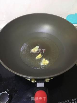 黄豆芽炒肉的做法步骤：3