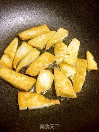 蒜蓉豆腐蒸金针菇　的做法步骤：2