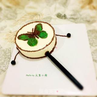 奶油霜手绘慕斯蛋糕【拨浪鼓】的做法步骤：20