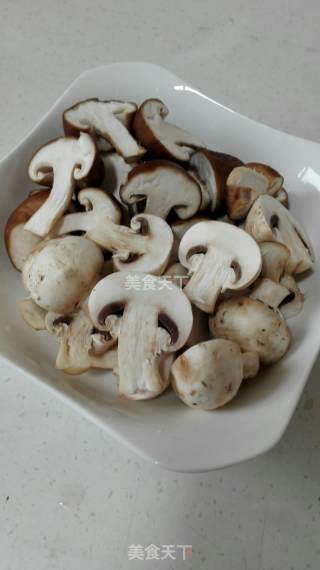 冬阴功汤的做法步骤：2