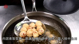 女人和孩子的大爱【菠萝咕咾肉】的做法步骤：3