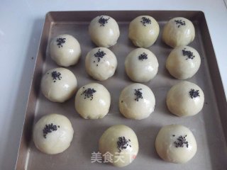 红豆蛋黄酥的做法步骤：15