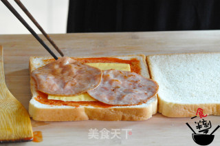 芝香鸡蛋吐司的做法步骤：4