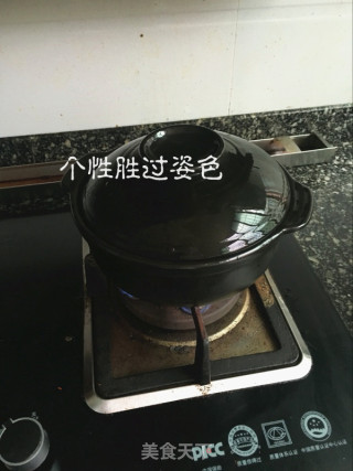 卤味煲仔饭的做法步骤：5