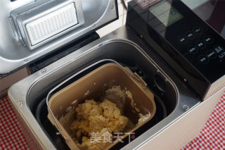 面包机一键薯蓉吐司的做法步骤：4