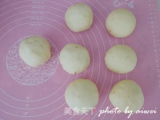 挤挤小猪面包的做法步骤：8