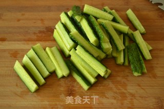 酸黄瓜的做法步骤：3