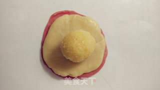 圆荷浮小叶——不用松弛的荷花酥的做法步骤：16