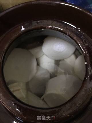 自制酸笋的做法步骤：2