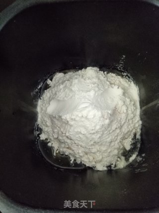 葡萄干辫子面包的做法步骤：1