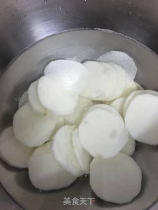 淮山蕃茄蛋汤的做法步骤：2